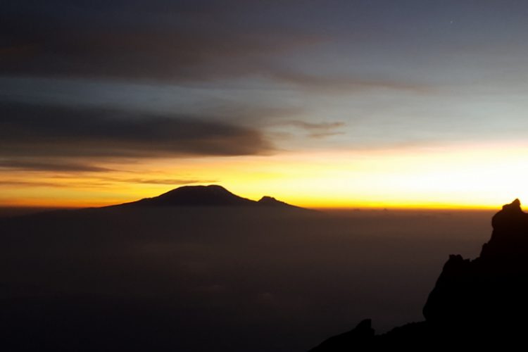 mount-meru-climbing_8